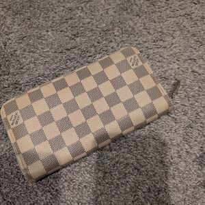 Zip Wallet